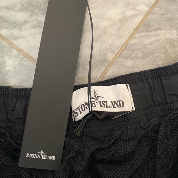 Stone Island Nylon Metal Shorts Trunks XL - Picture 4 of 11